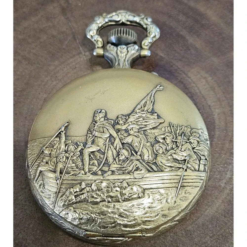 RARE VTG Sears Bicentennial Pocket Watch Washington Crossing Delaware Gold Tone